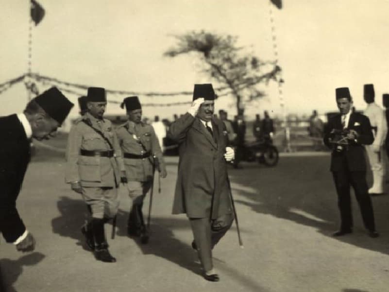 1- احمد فؤاد مصر تحت الحكم الملَكي