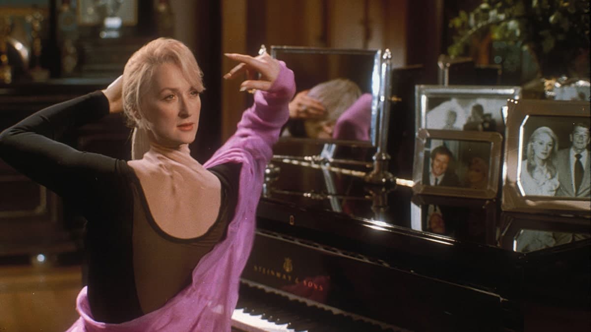ميريل ستريب death becomes her