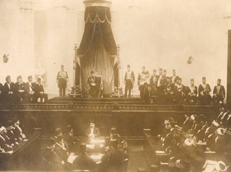 4-الموافقة على دستور 1923 مصر تحت الحكم الملَكي