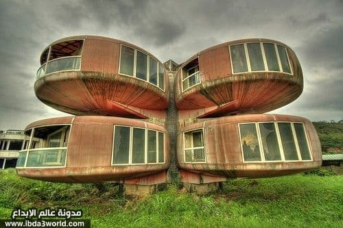 منازل الأطباق الطائرة