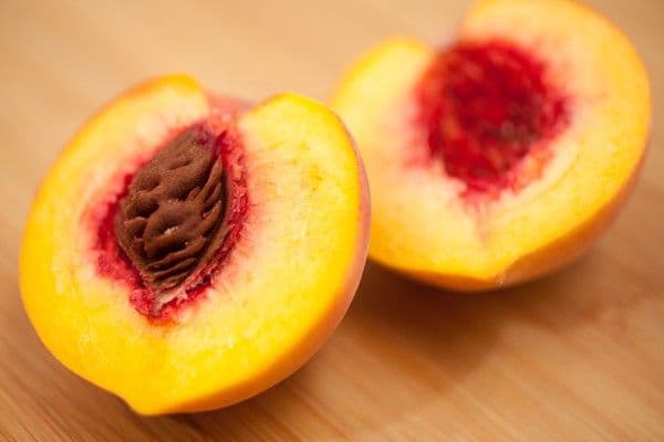 بذور الفاكهة