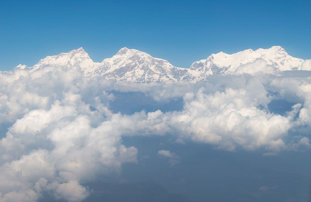Manaslu_Himal_air_view