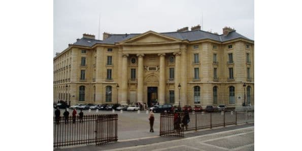 جامعة باريس