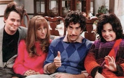 ابطال مسلسل frinds مراهقين