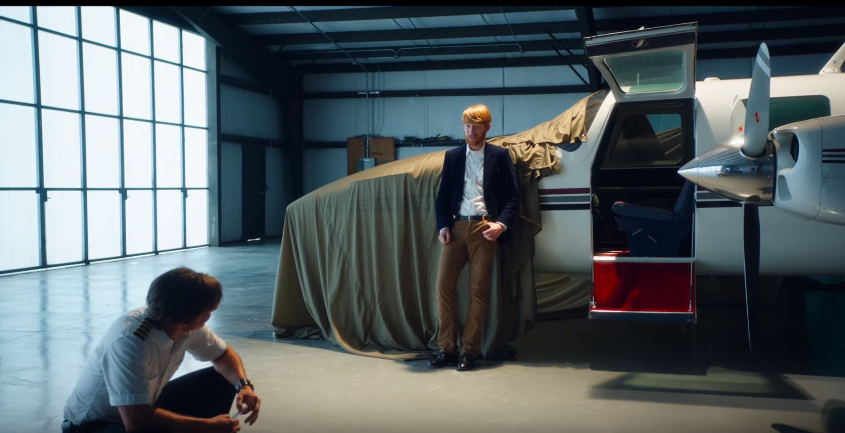توم كروز ودومينال جليسون ابطال فيلم American Made
