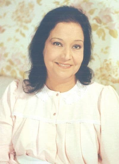 مديحة يسري 
