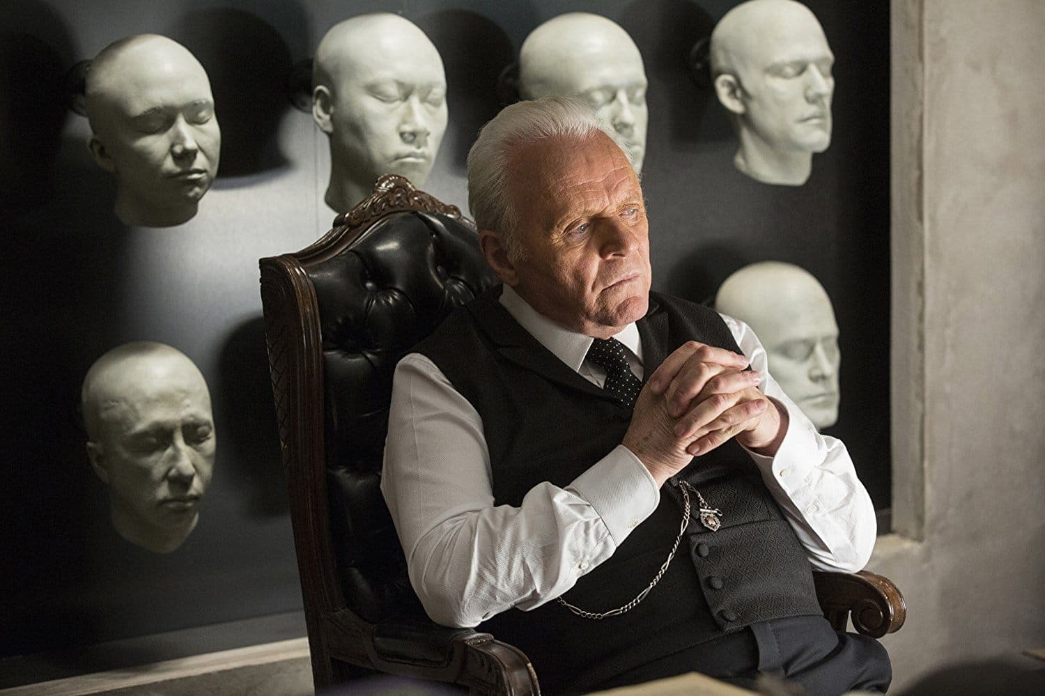 أنتوني هوبكنز في مسلسل Westworld