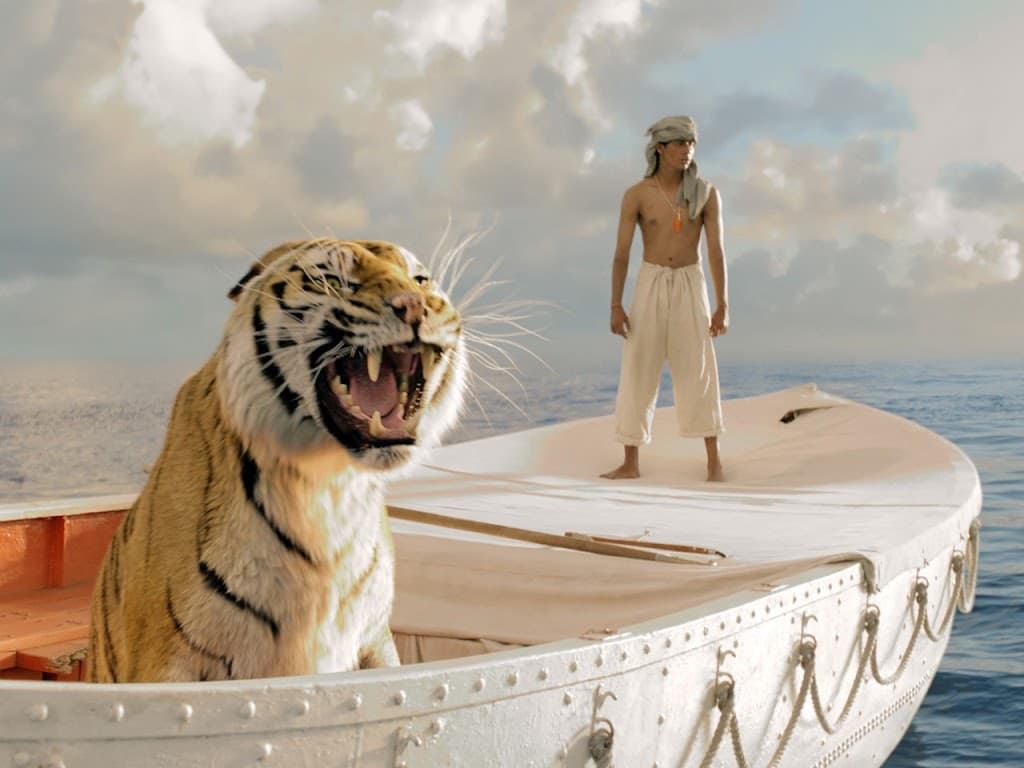 مشهد للممثل سوراج شارما من فيلم Life of Pi