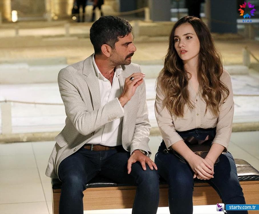 مسلسل حمامة