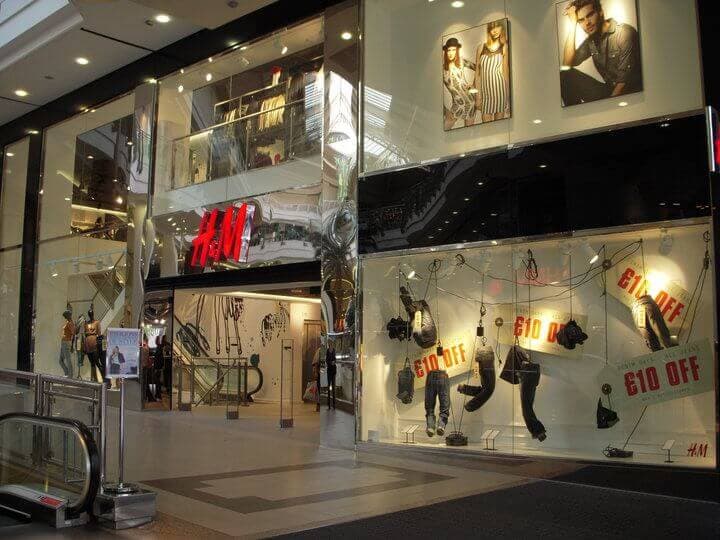 H & M