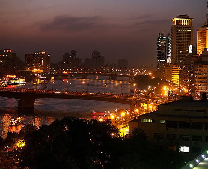 المركز الثـالــث عالميــا في التعاسة : مصـــر - الدول الأكثـر تعاسـة