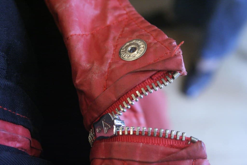 Red Jacket Zipper Fish