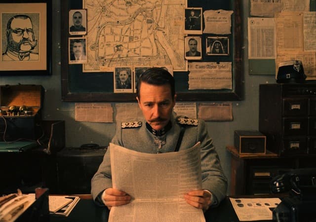 grand-budapest-hotel- افضل افلام إدوارد نورتون