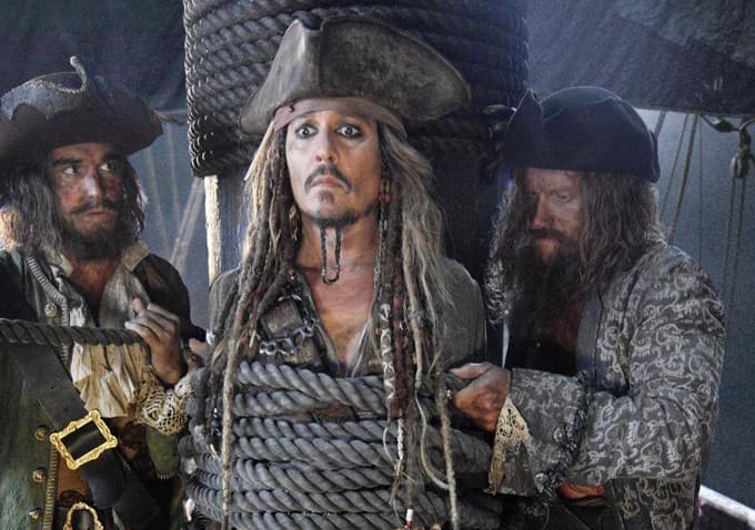 جوني ديب في فيلم Pirates of the Caribbean: Dead Men Tell No Tales