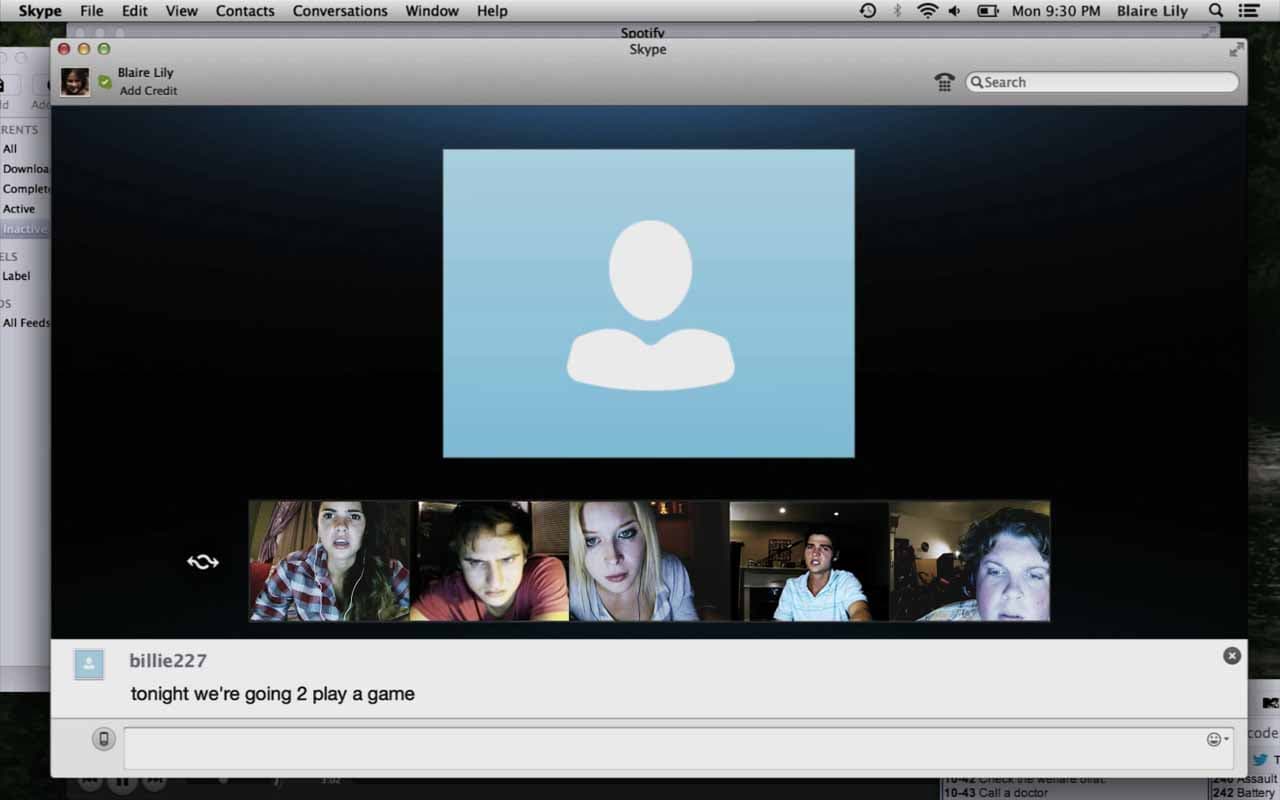 فيلم Unfriended - لورا 