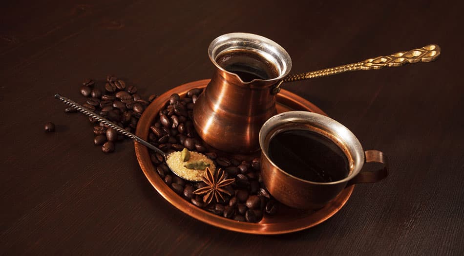 شُرب القهوة وحُسن الضيافة