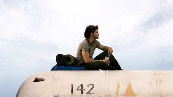 لقطة من فيلم Into the Wild