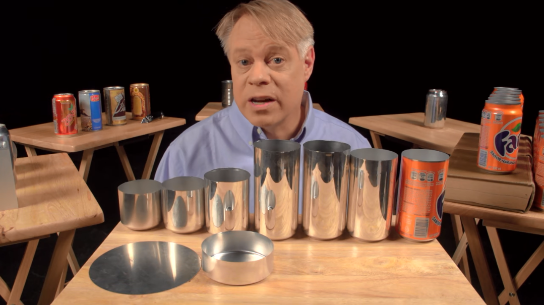 مراحل تصنيع علبة الصودا