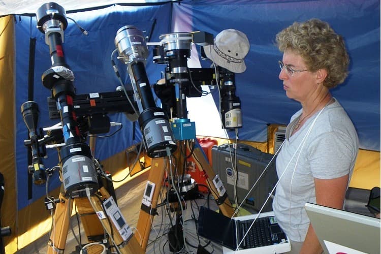 6- د.شادية رفاعي حبال