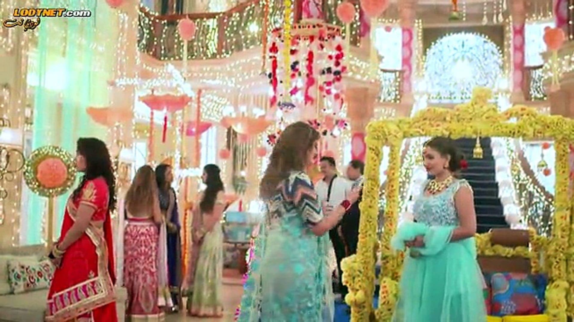 الديكور والازياء