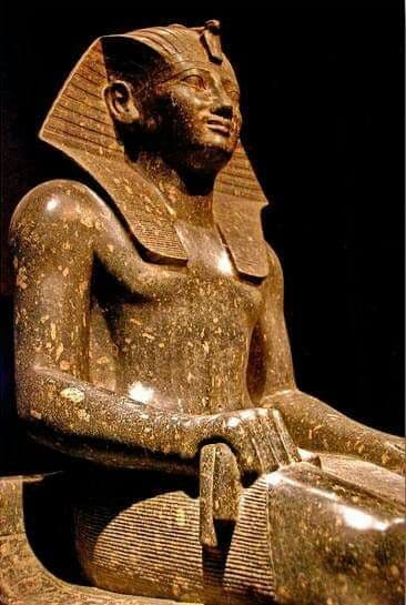 أحمس طارد الهكسوس: كما لم تعرفه من قبل في رواية كفاح طيبة