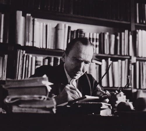 نيكوس كازانتزاكيس - تصوف منقذو الآلهة