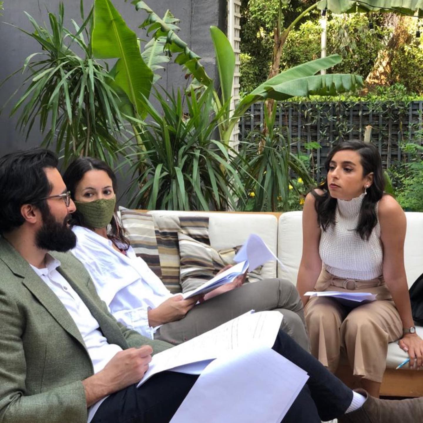 ضمن أجواء كواليس تصوير الجزء الثاني لمسلسل ليه لأ؟!