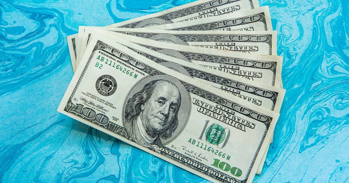 عالم بلا نقود